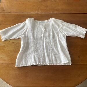 100% Linen Vintage White Short Sleeve Top Eyelet Trim Natural Fiber Coastal